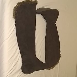 Report Dark Brown Fur Boots